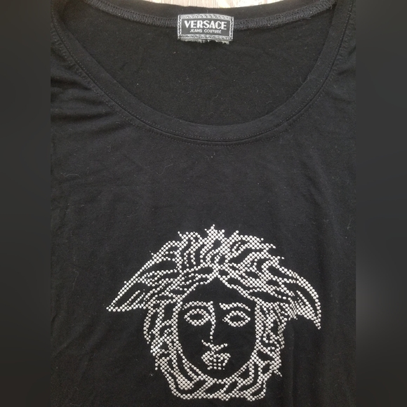 Versace Vintage logo shirt! - Picture 5 of 6